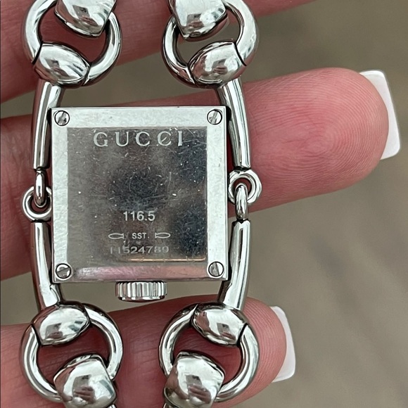 Gucci Diamond Signoria Watch - Picture 3 of 3